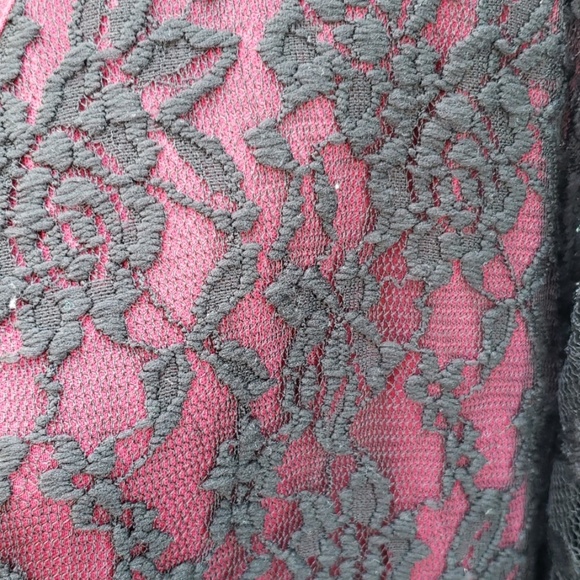 Top - Picture 2 of 3